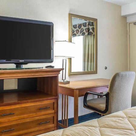 Lifestyle Inn Cedar Falls Extérieur photo