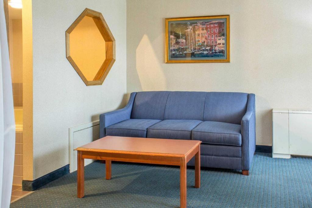 Lifestyle Inn Cedar Falls Extérieur photo